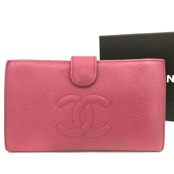 💯 Authentic Chanel Pink Caviar Leather Wallet with Iconic CC Logo🌸 - Picture 2 of 10